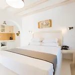 Ampelos Aparthotel Pláka