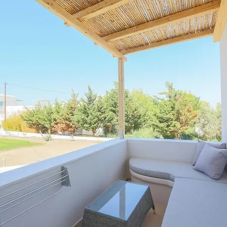 Ξενοδοχείο με διαμερίσματα Ampelos 3*