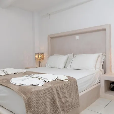 Ampelos Aparthotel 3*