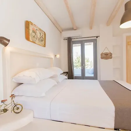 Ampelos Aparthotel Pláka