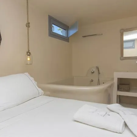 Aparthotel Ampelos 3*