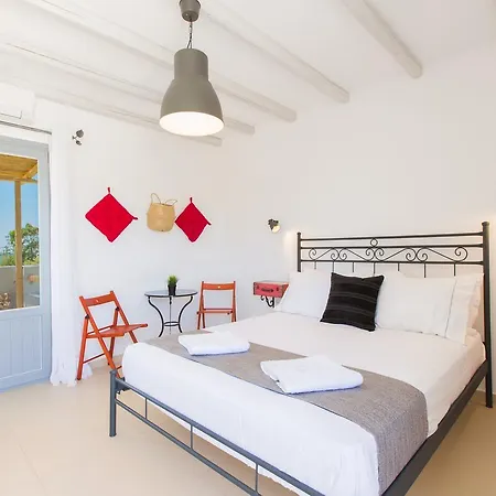 Ampelos Aparthotel Plaka (Naxos)