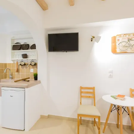 Aparthotel Ampelos 3*