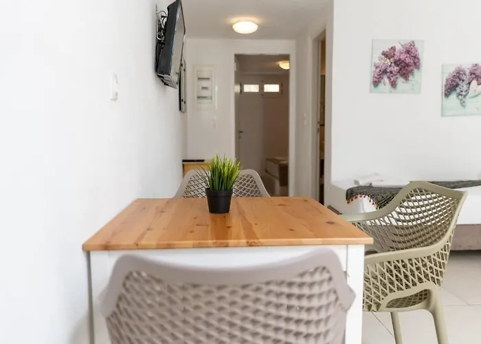 Lejlighedshotel Ampelos Pláka