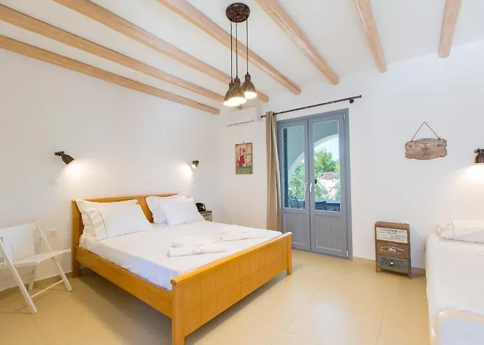 Ampelos Lejlighedshotel Pláka