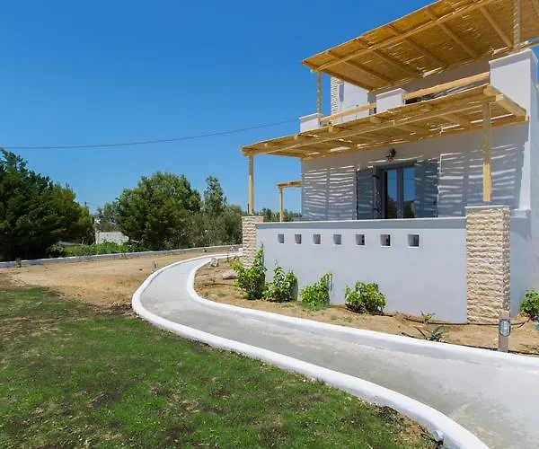 Ampelos Lejlighedshotel 3*